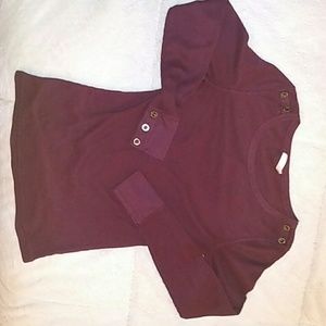 A maroon long sleeve thermal